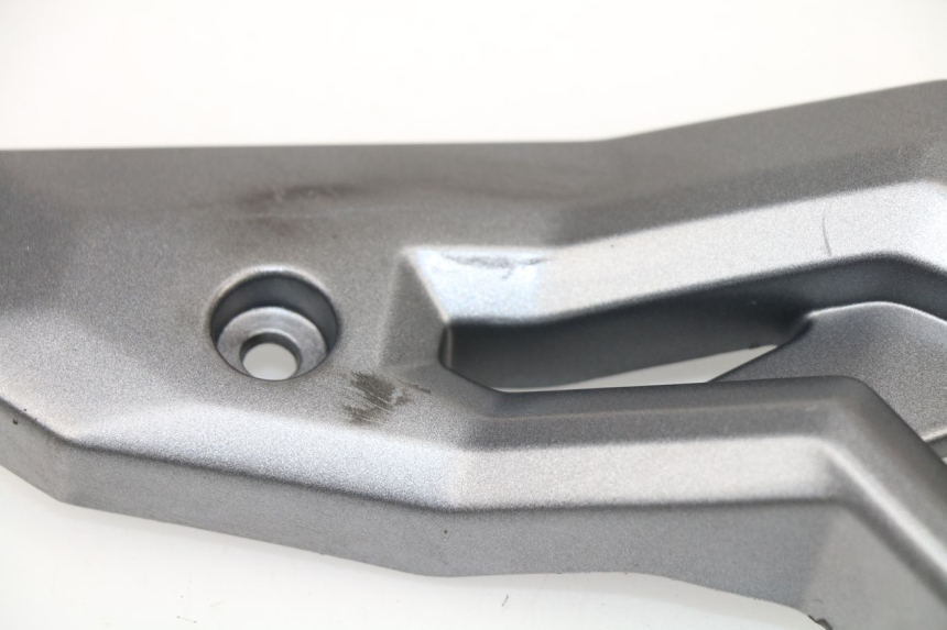 photo de LEFT SIDE FRAME COVER KAWASAKI Z 650 (2016 - 2019)
