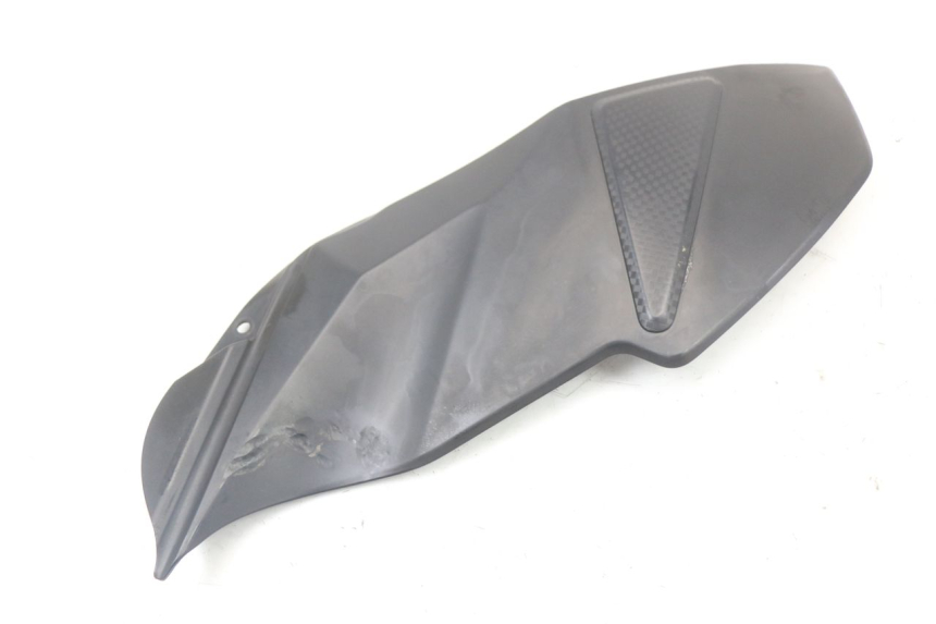 photo de LEFT SIDE FRAME COVER SUZUKI GSR 750 (2011 - 2017)