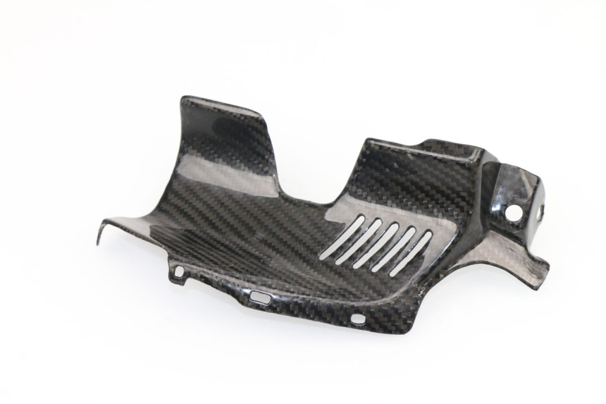 photo de LEFT SIDE FRAME COVER SUZUKI GSR 600 (2005 - 2012)