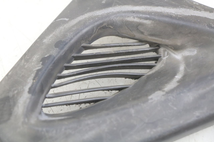 photo de LEFT SIDE FRAME COVER SUZUKI SV S 650 (1999 - 2002)