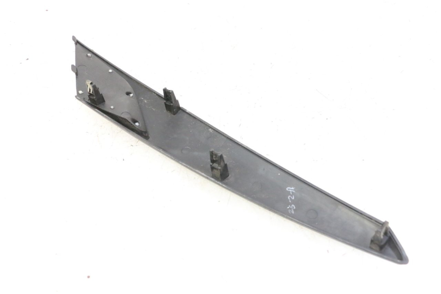 photo de LEFT SIDE FRAME COVER APRILIA SXR 50 (2021 - 2023)