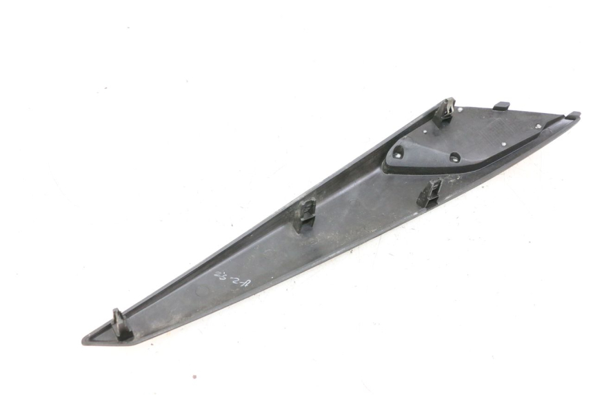 photo de LEFT SIDE FRAME COVER APRILIA SXR 50 (2021 - 2023)