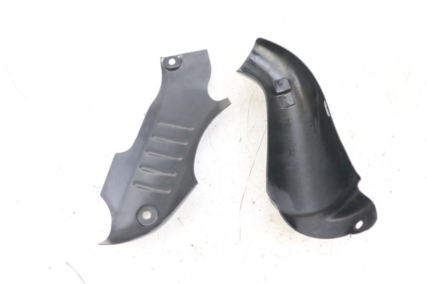 photo de LEFT SIDE LATERAL FRAME COVER TRIUMPH SPEED TRIPLE T301 900 (1994 - 1996)