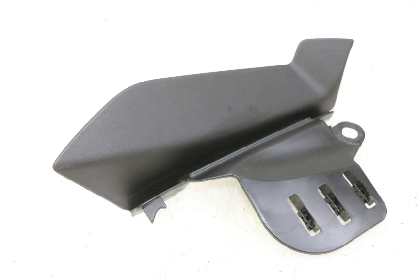 photo de LEFT SIDE FRAME COVER YAMAHA XMAX X-MAX 125 (2021 - 2025)