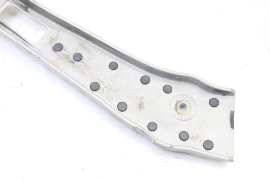 photo de LEFT SIDE FRAME COVER YAMAHA YZ 125 (2006 - 2016)