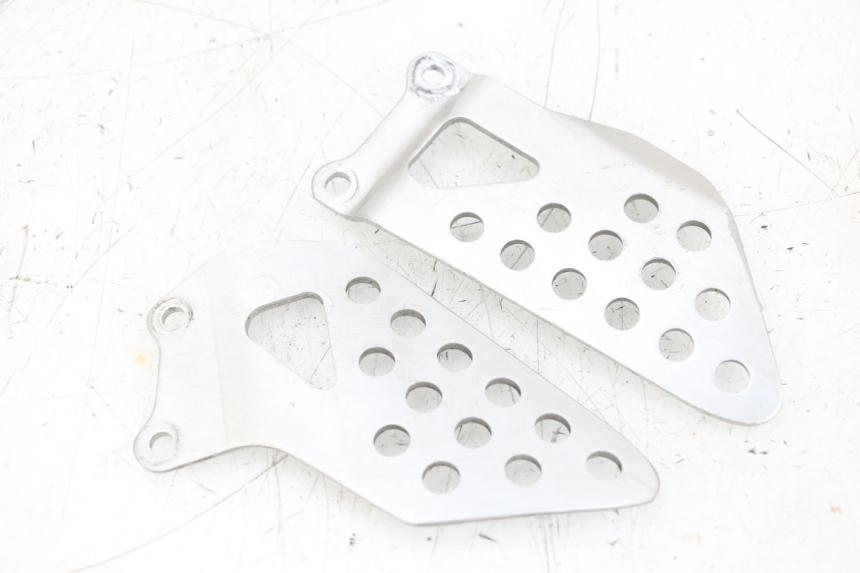 photo de FRAME COVER SUZUKI GSXR GSX-R 1000 (2003 - 2004) - Main view