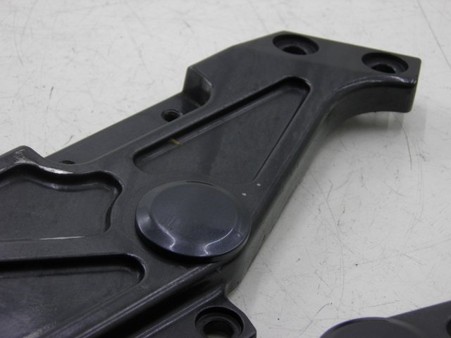 photo de FRAME COVER KAWASAKI ZEPHYR 550 (1991 - 1998)