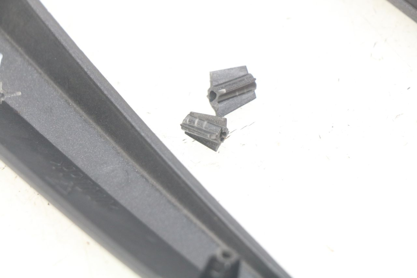 photo de SIDE FRAME COVER APRILIA SR 2T 50 (2012 - 2017)