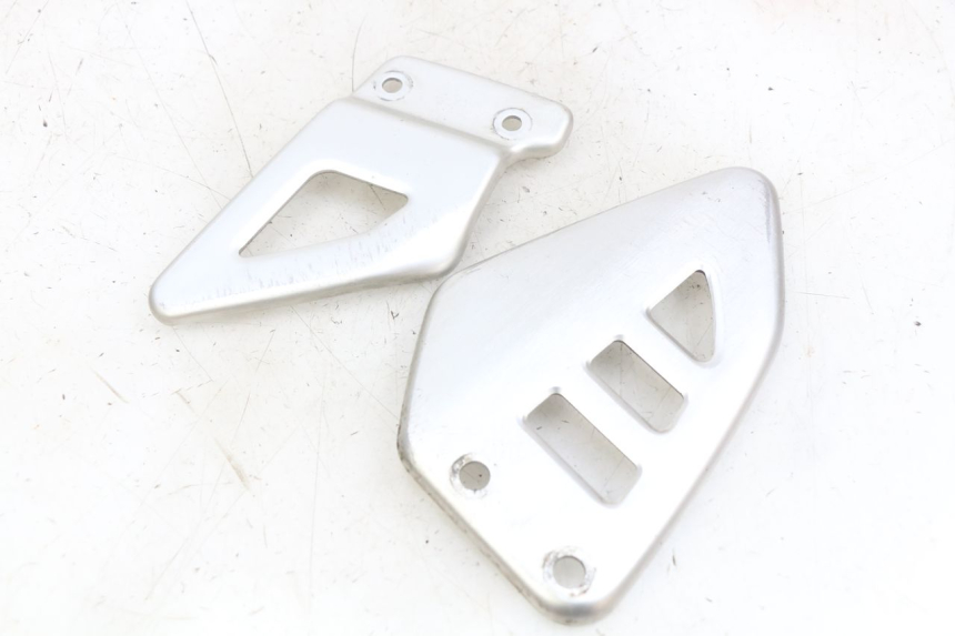 photo de SIDE FRAME COVER SUZUKI SV N 650 (1999 - 2002)