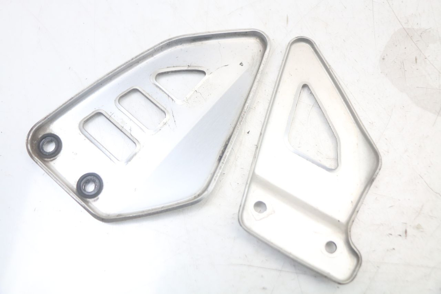 photo de SIDE FRAME COVER SUZUKI SV N 650 (1999 - 2002)