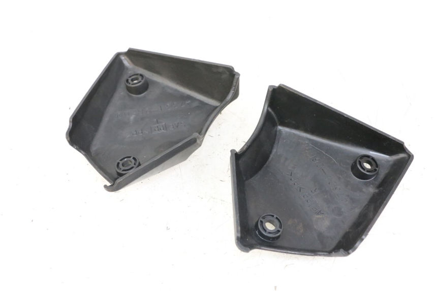 photo de Side frame cover SUZUKI VL INTRUDER 125 (2004 - 2007)