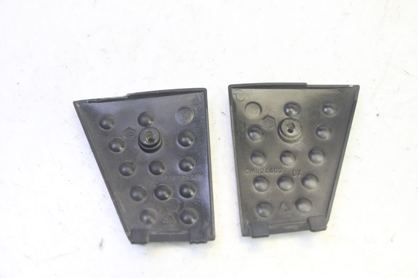 photo de FRAME COVER PIAGGIO XEVO - X EVO 125 (2007 - 2016) - Zoom on usage condition