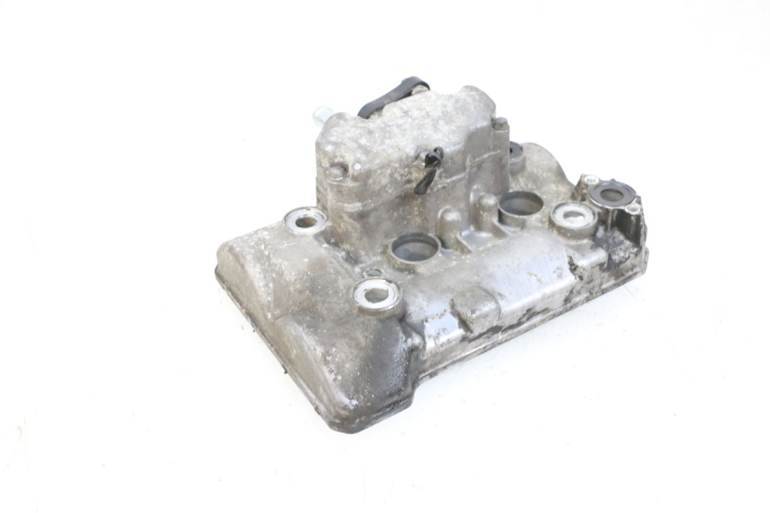 photo de ROCKER COVER SUZUKI BURGMAN EXECUTIVE ABS 650 (2006 - 2012) - Fixing points details