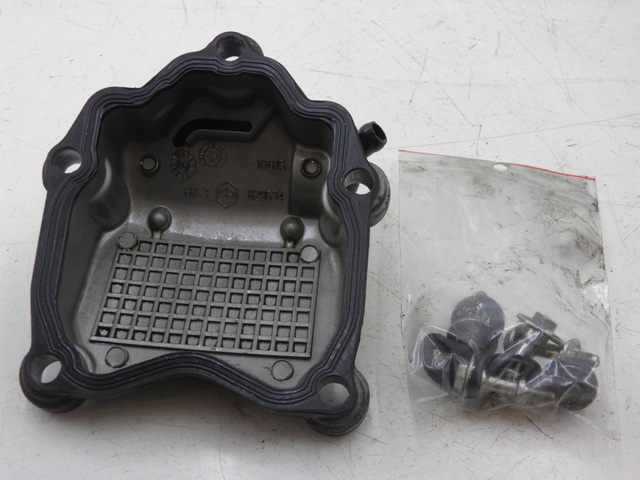 photo de ROCKER COVER PIAGGIO XEVO - X EVO 125 (2010 - 2015)