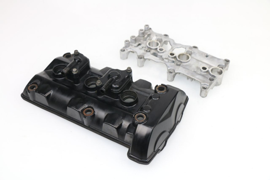 photo de ROCKER COVER TRIUMPH STREET TRIPLE 675 (2007 - 2012)