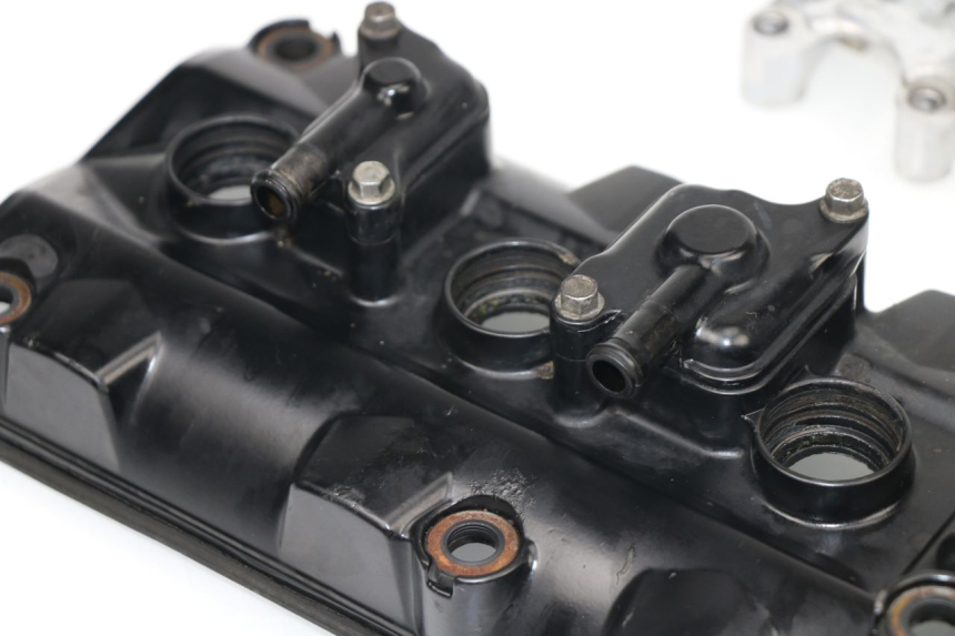 photo de ROCKER COVER TRIUMPH STREET TRIPLE 675 (2007 - 2012)