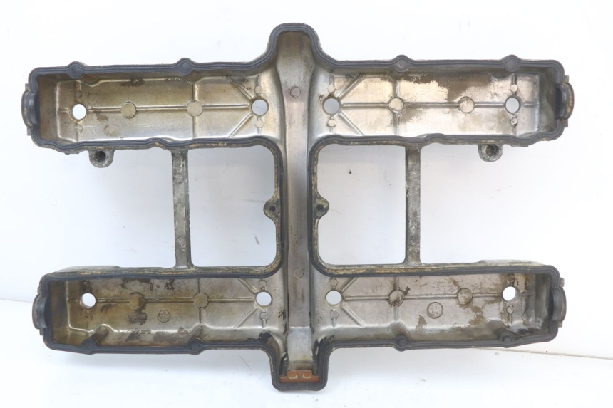 photo de ROCKER COVER YAMAHA XJ F 900 (1983 - 1994)