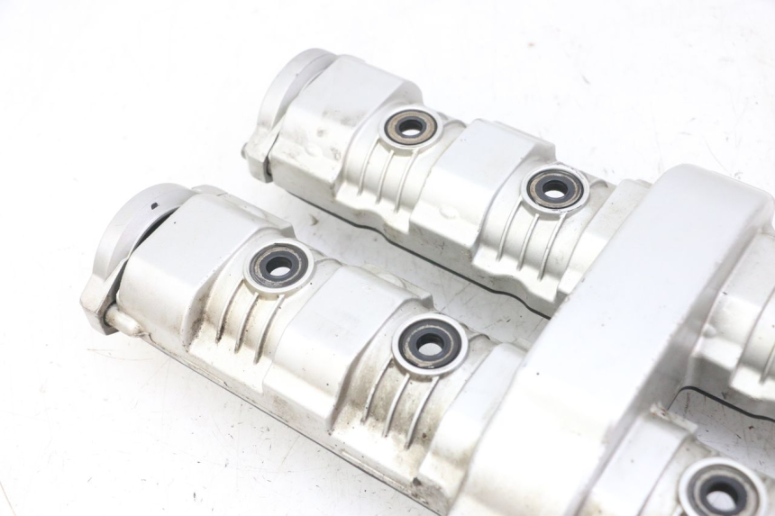 photo de VALVE COVER YAMAHA FZS FAZER 600 (2001 - 2003)