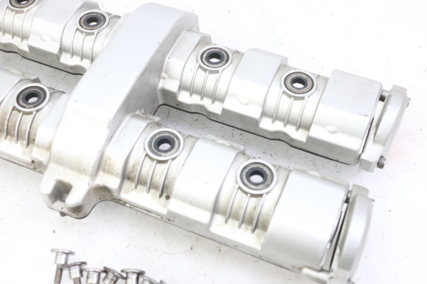 photo de VALVE COVER YAMAHA FZS FAZER 600 (2001 - 2003)