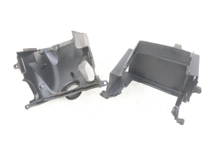 photo de CYLINDER HEAD COVER SYM CROX 4T 50 (2016 - 2023)