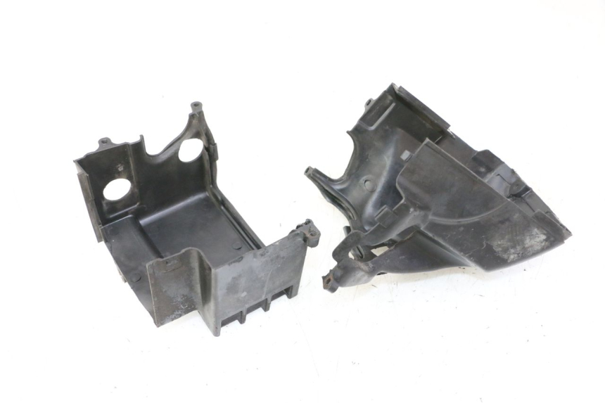 photo de CYLINDER HEAD COVER SYM CROX 4T 50 (2016 - 2023)