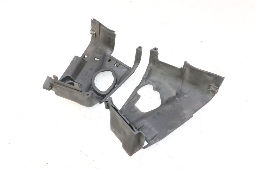 photo de CYLINDER COVER PIAGGIO LIBERTY 125 (1998 - 2008)