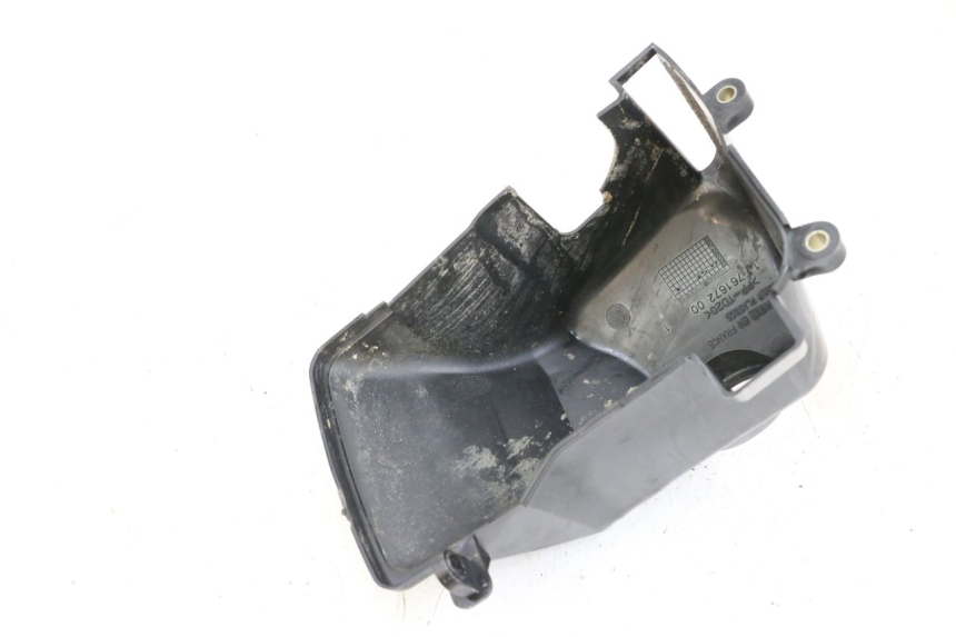 photo de CYLINDER HEAD COVER PEUGEOT LUDIX 50 (2005 - 2007) - Zoom on usage condition