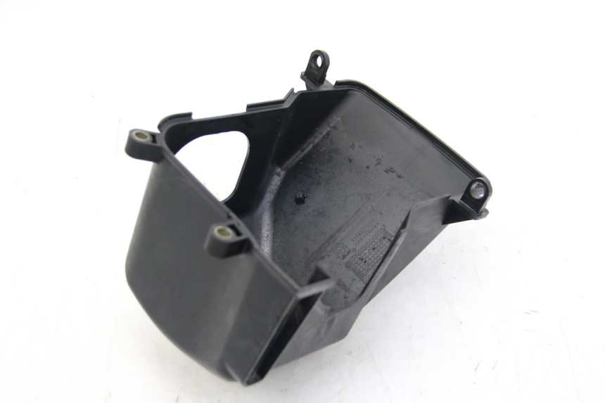 photo de CYLINDER HEAD COVER PEUGEOT KISBEE 2T 50 (2018 - 2022)