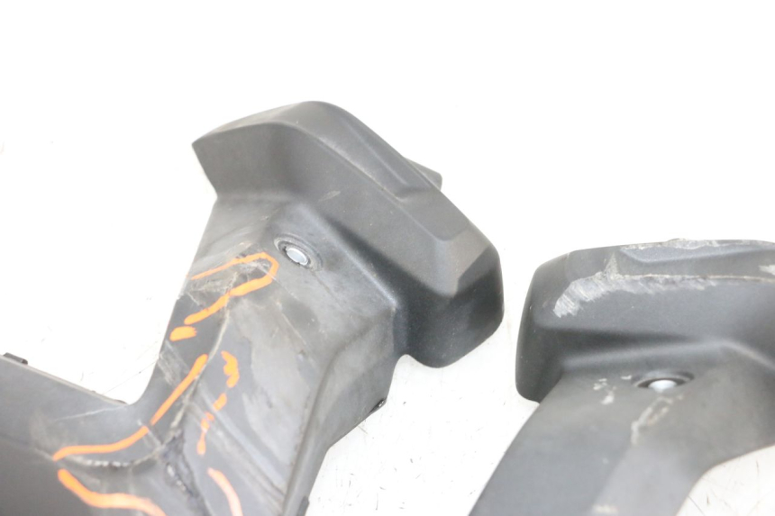 photo de CYLINDER COVER BMW R GS 1250 (2021 - 2024) - Markings and original references