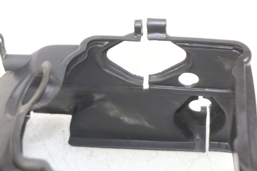 photo de CYLINDER HEAD COVER SYM SYMPHONY 125 (2009 - 2015)