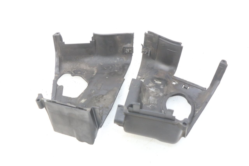 photo de CYLINDER HEAD COVER PIAGGIO VESPA LX 125 (2005 - 2010)