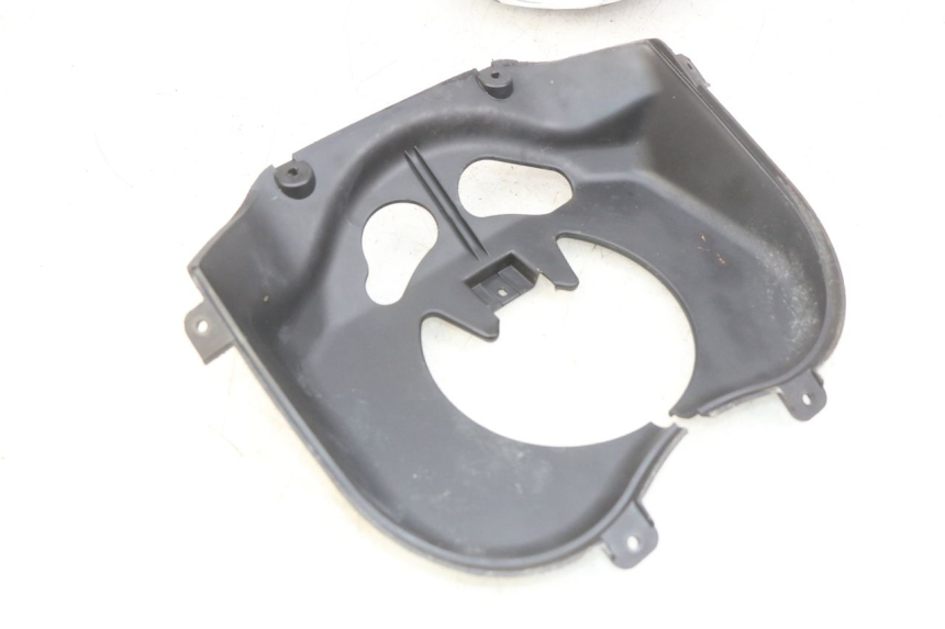 photo de FORK COVER PEUGEOT KISBEE 4T 50 (2018 - 2022)