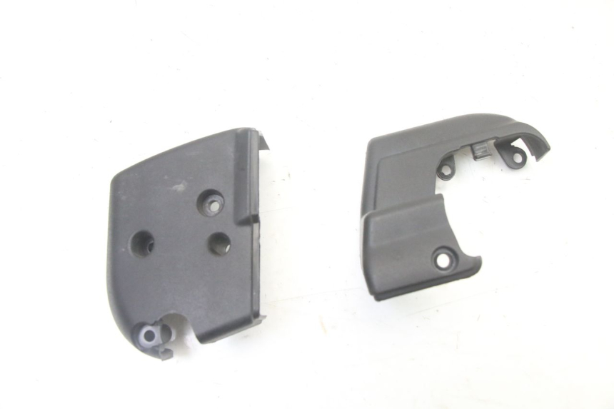 photo de MASTER CYLINDER COVER  APRILIA ATLANTIC 125 (2003 - 2009)
