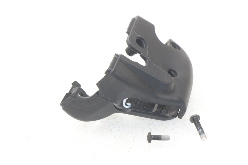 photo de MASTER CYLINDER COVER  APRILIA SCARABEO GT 125 (1999 - 2007)