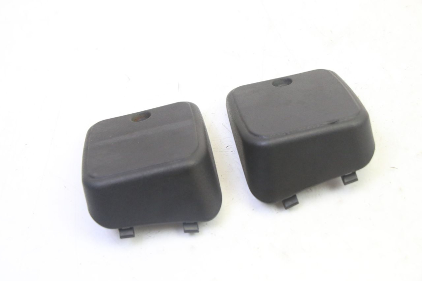 photo de MASTER CYLINDER COVER  PIAGGIO MP3 125 (2006 - 2014)