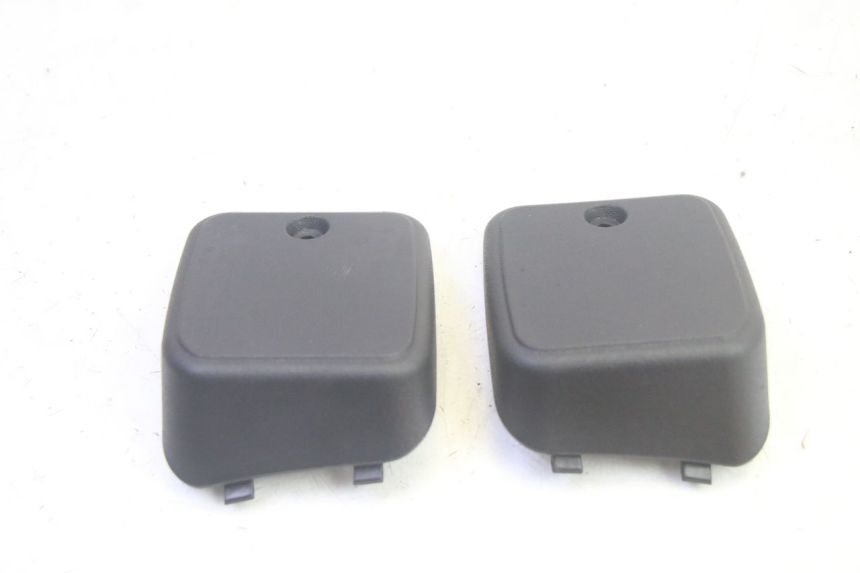 photo de MASTER CYLINDER COVER PIAGGIO MP3 RL 250 (2007 - 2010) - Component detail