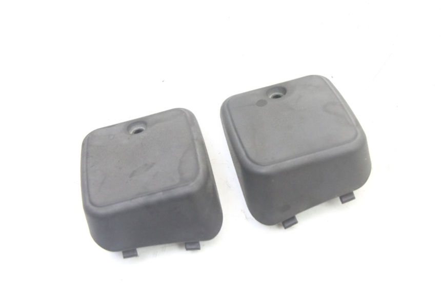 photo de MASTER CYLINDER COVER PIAGGIO MP3 LT 400 (2007 - 2012)