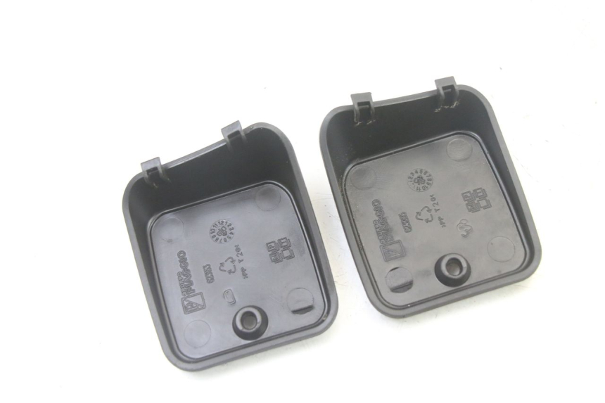 photo de MASTER CYLINDER COVER PIAGGIO MP3 LT 400 (2007 - 2012)