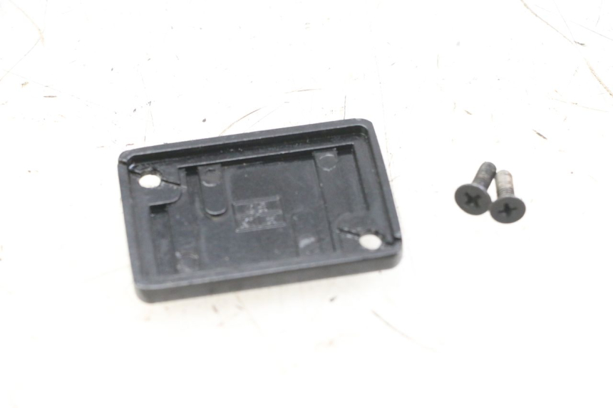 photo de MASTER CYLINDER COVER  PEUGEOT V-CLIC VCLIC 50 (2007 - 2013)