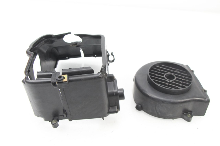 photo de ENGINE COVER BAOTIAN TRAVEL SPIRIT 50 (2010 - 2012)