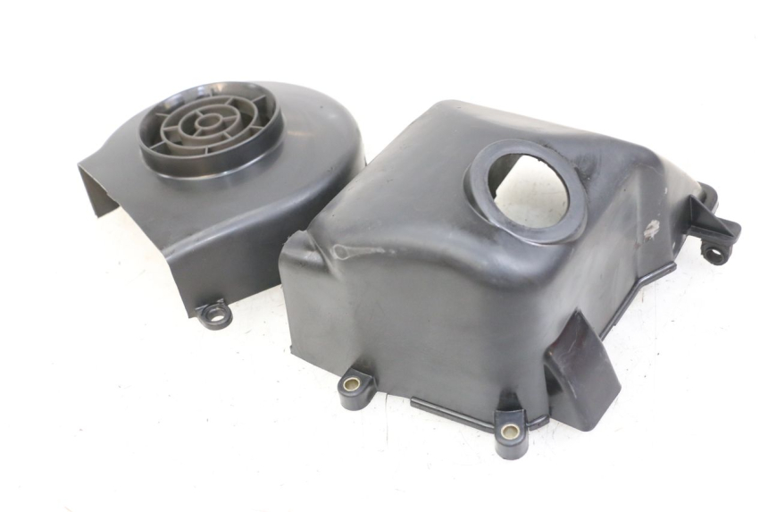 photo de ENGINE COVER PEUGEOT KISBEE 2T 50 (2010 - 2017)