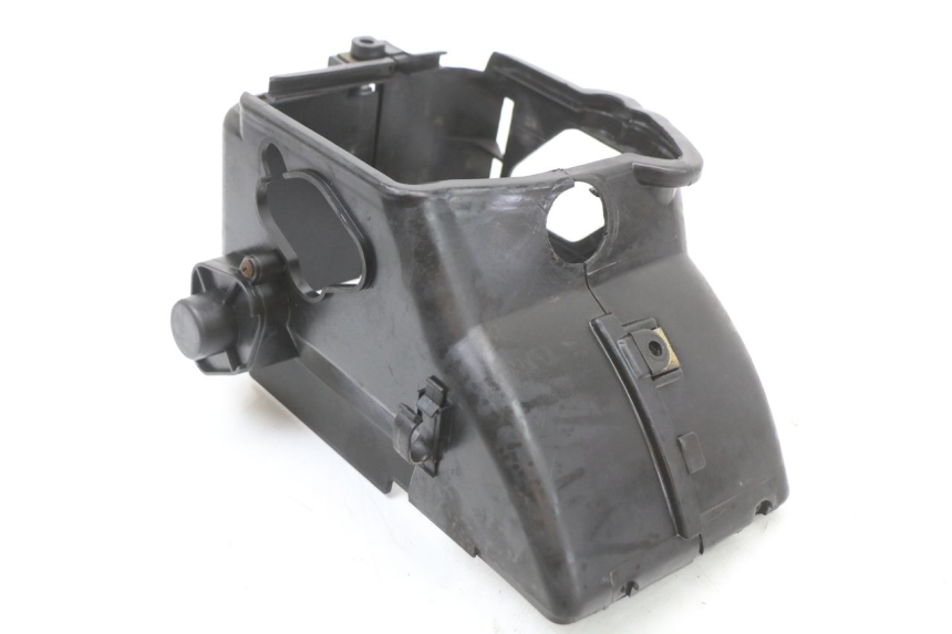 photo de ENGINE COVER PEUGEOT KISBEE 4T 50 (2018 - 2022)