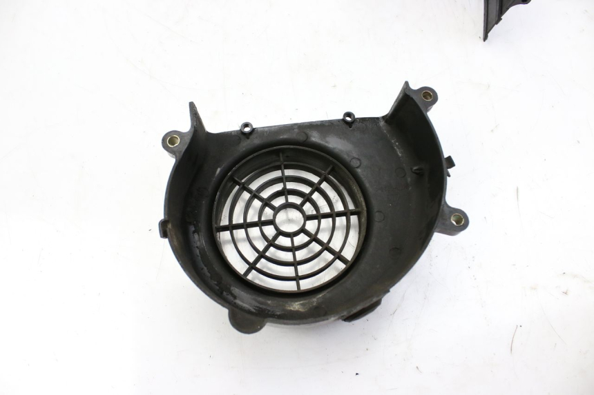 photo de ENGINE COVER PEUGEOT TWEET 125 (2010 - 2017)