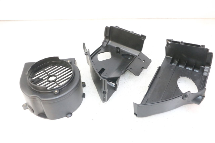 photo de ENGINE COVER PEUGEOT VIVACITY 125 (2010 - 2017)
