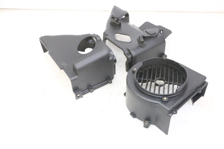 photo de ENGINE COVER PEUGEOT VIVACITY 125 (2010 - 2017)