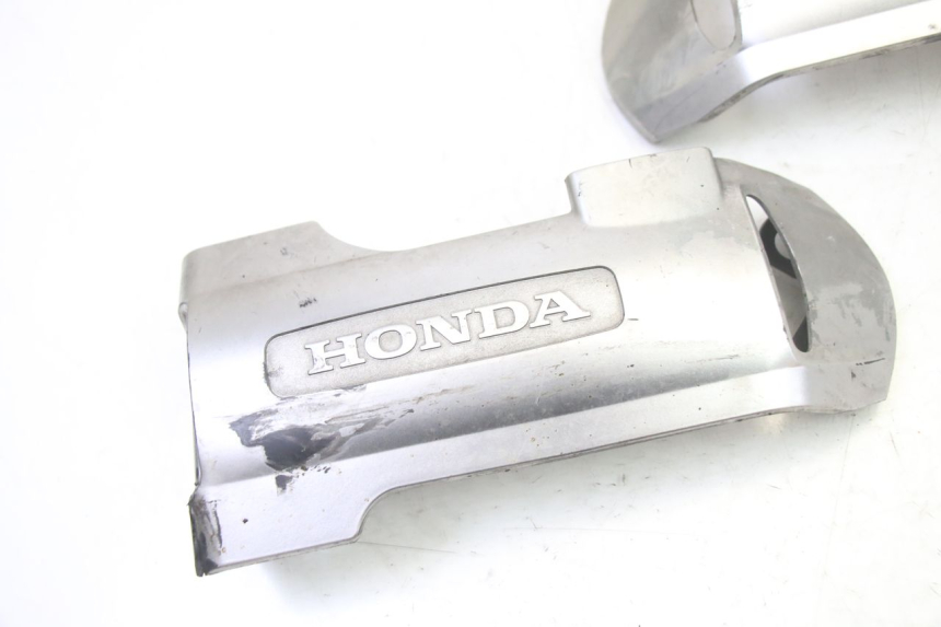 photo de ENGINE COVER HONDA ST PAN EUROPEAN 1300 (2002 - 2013)