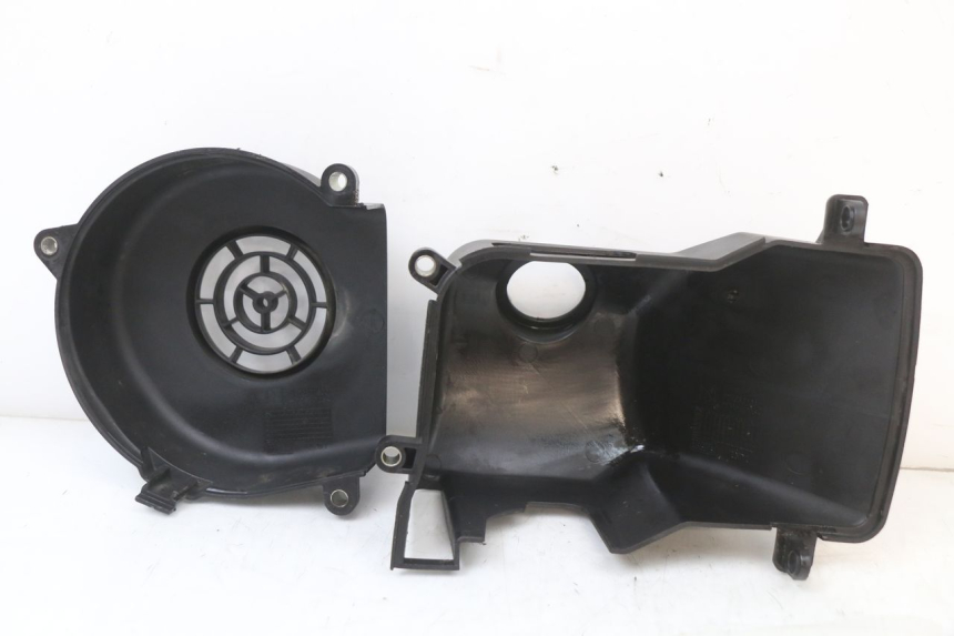 photo de ENGINE COVER PEUGEOT STREETZONE I 2T 50 (2018 - 2020)