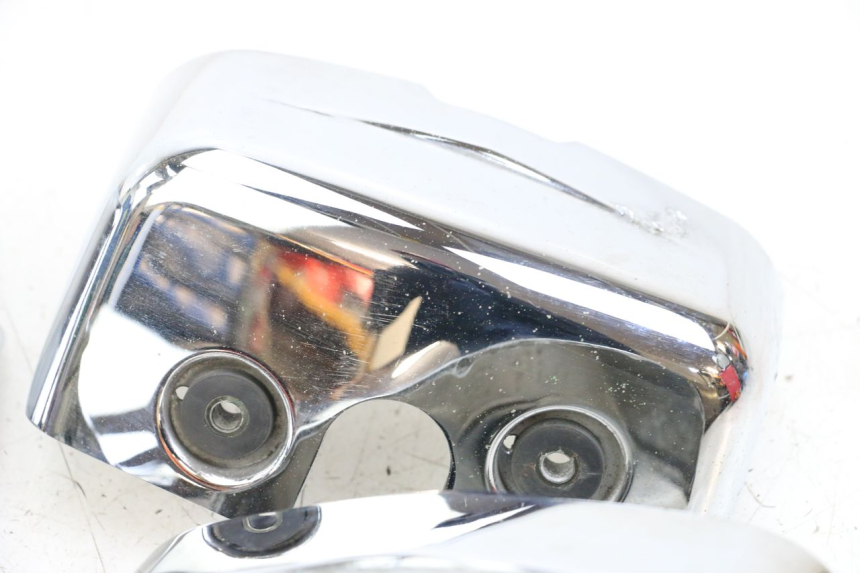 photo de ENGINE COVER SUZUKI VL INTRUDER 125 (2004 - 2007)