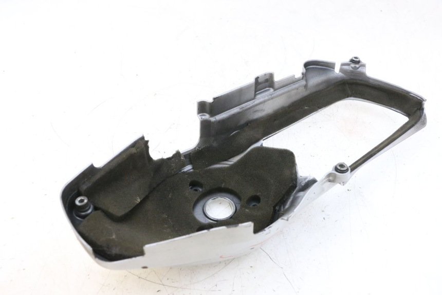 photo de ENGINE COVER PIAGGIO VESPA GTS SUPER IE 125 (2009 - 2016) - Alternative perspective