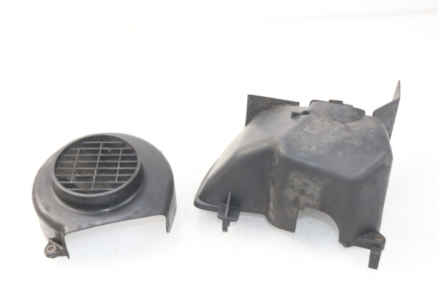 photo de ENGINE COVER PEUGEOT VIVACITY 50 (2004 - 2009)